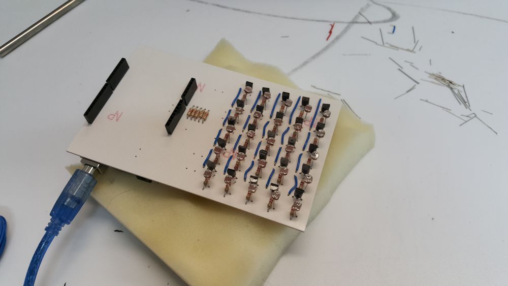 Camera 25px photo circuit.jpg