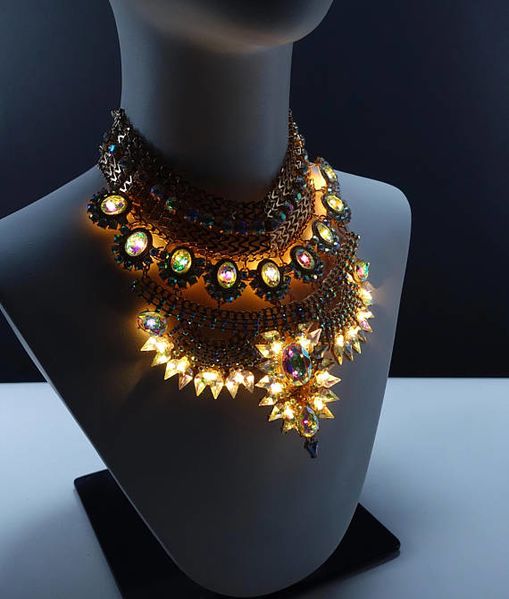 Fichier:Il 570xN.1369510595 dngj.jpg