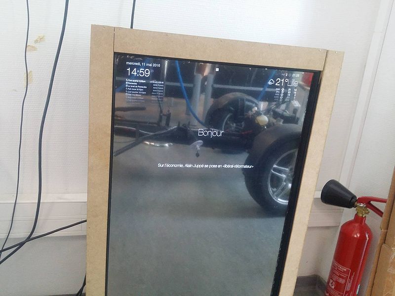 Fichier:Miroir inteligent.jpg