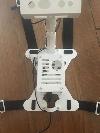 Plaque avant avec fils P18.JPG