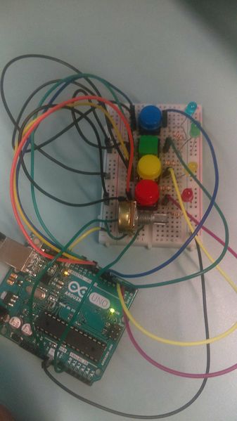 Fichier:Simon arduino 1.jpg